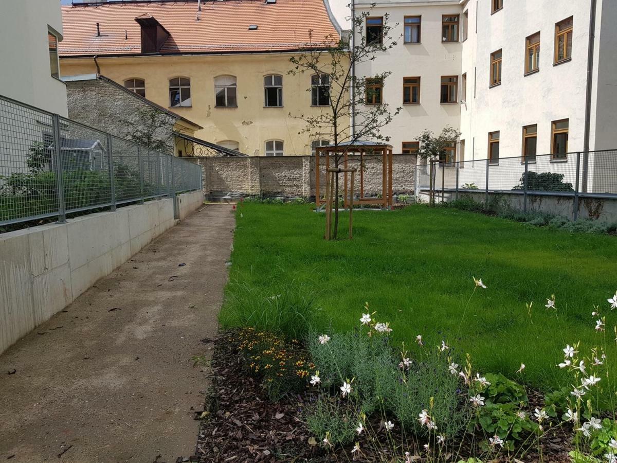 New Residence Apartments Near Wenceslas Square Prag Eksteriør billede